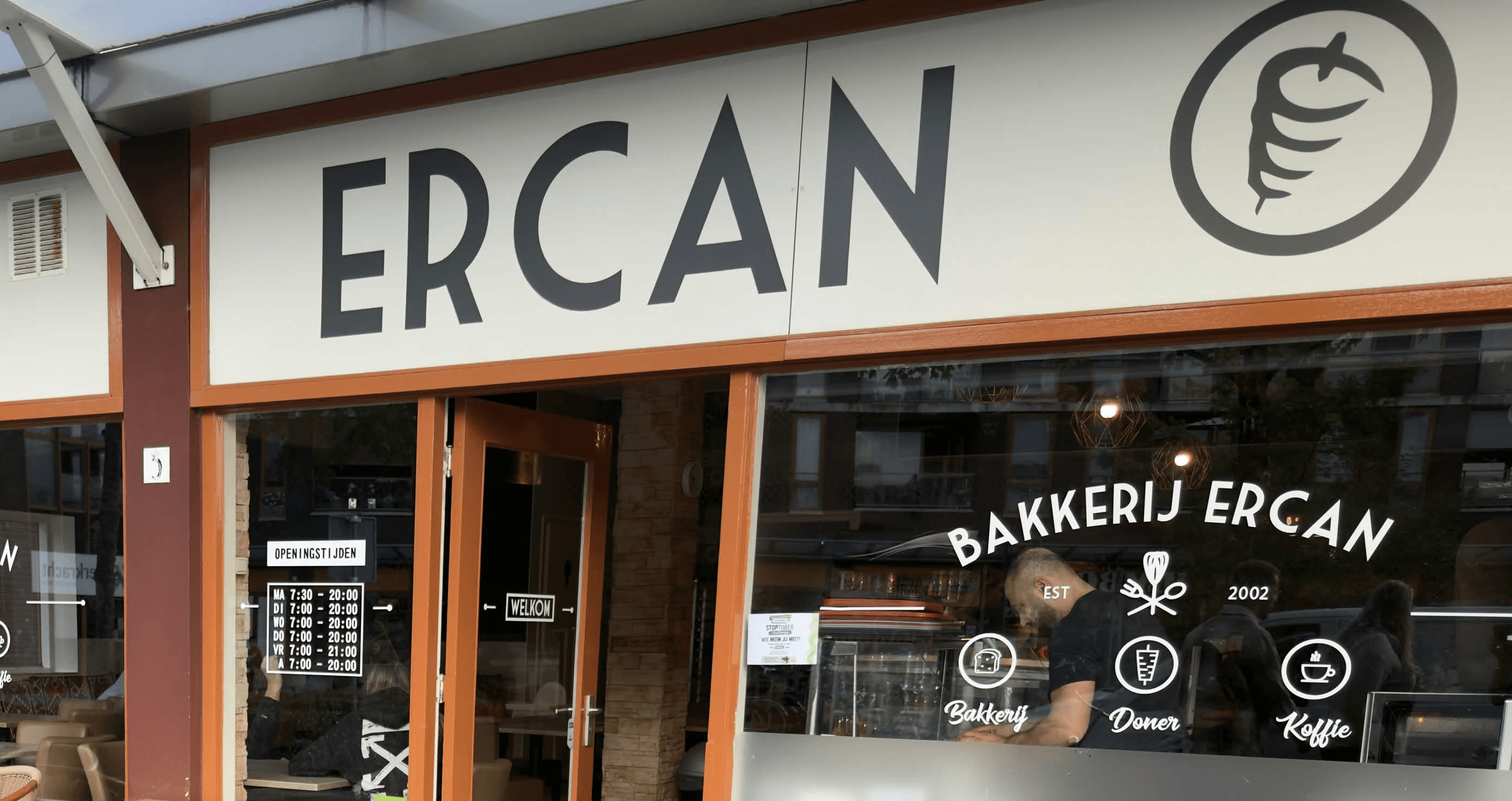 De gevel van Bakkerij Ercan in Zutphen